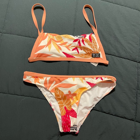 Roxy Swim Roxy Pop Surf Swimsuit Bright White Niranta Read